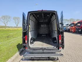 Volkswagen Crafter thumbnail 12