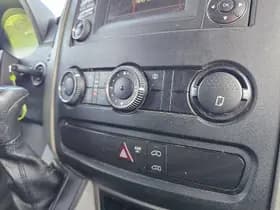 Mercedes-Benz Sprinter thumbnail 9