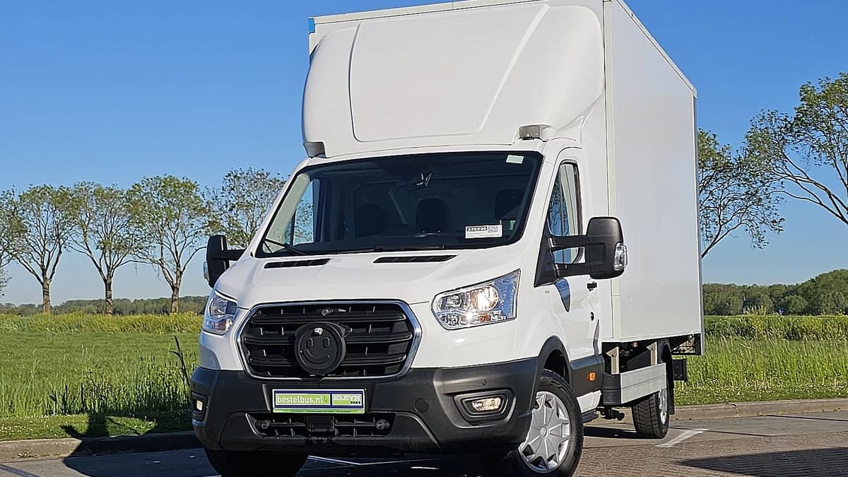 Ford Transit — foto 1