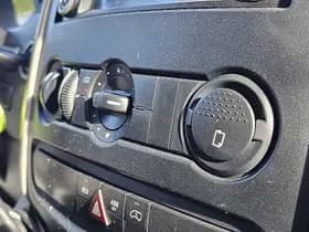 Mercedes-Benz Sprinter thumbnail 9