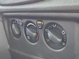 Ford Transit thumbnail 9