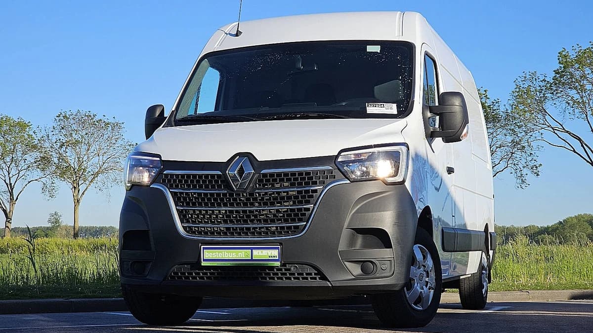 Renault Master — foto 1