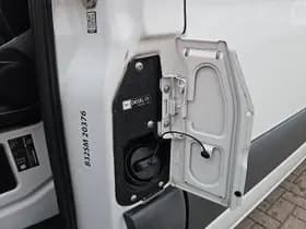 Mercedes-Benz Sprinter thumbnail 19
