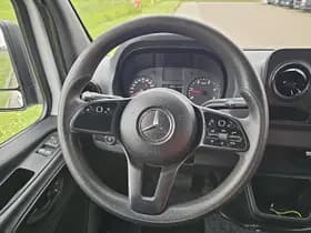 Mercedes-Benz Sprinter thumbnail 10