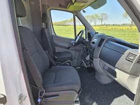 Mercedes-Benz Sprinter thumbnail 6