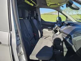 Ford Transit thumbnail 6