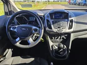 Ford Transit thumbnail 7