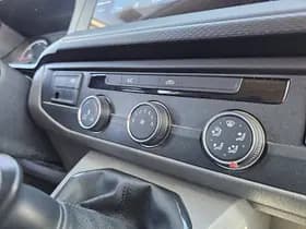 Volkswagen Transporter thumbnail 9