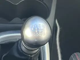 Toyota Yaris thumbnail 37