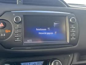 Toyota Yaris thumbnail 40