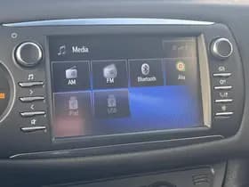 Toyota Yaris thumbnail 96