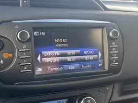 Toyota Yaris thumbnail 100