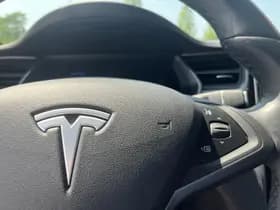 Tesla Model-s thumbnail 15