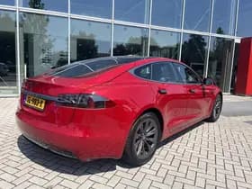 Tesla Model-s thumbnail 34