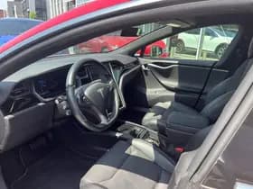 Tesla Model-s thumbnail 39