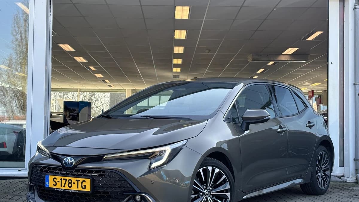 Toyota Corolla — foto 1