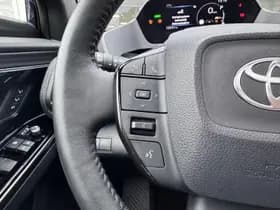 Toyota Bz4x thumbnail 11