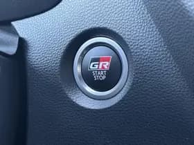 Toyota Corolla-touring-sports thumbnail 32