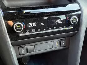 Toyota Yaris-cross thumbnail 32