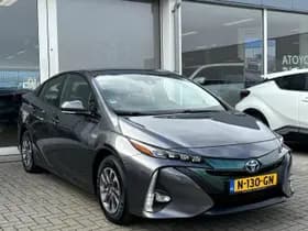 Toyota Prius thumbnail 5
