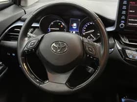 Toyota C-hr thumbnail 11
