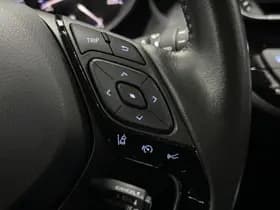 Toyota C-hr thumbnail 13