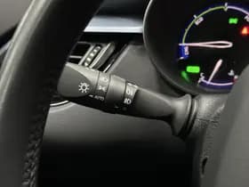 Toyota C-hr thumbnail 15