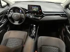 Toyota C-hr thumbnail 9