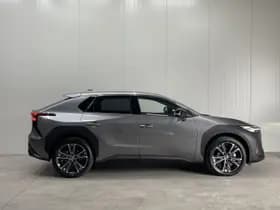 Toyota Bz4x thumbnail 5