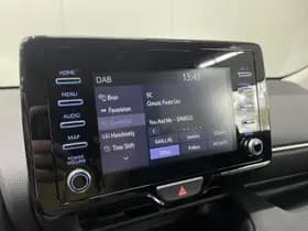 Toyota Yaris thumbnail 16