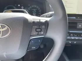 Toyota C-hr thumbnail 14