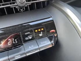 Toyota C-hr thumbnail 21