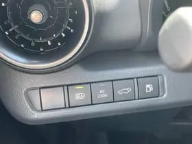 Toyota C-hr thumbnail 59