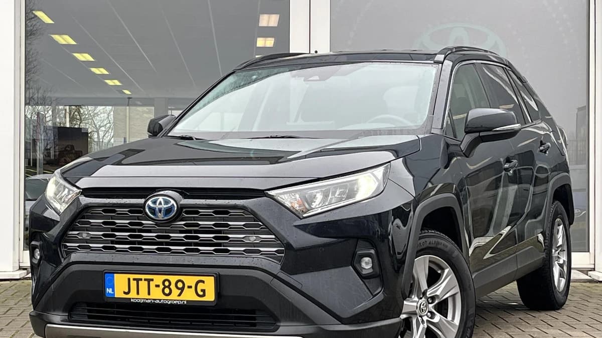 Toyota Rav4 — foto 1