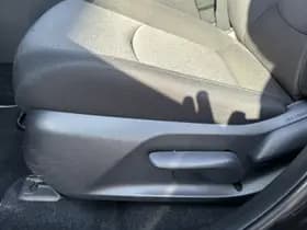 Toyota Rav4 thumbnail 31