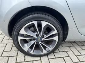 Renault Zoe thumbnail 5