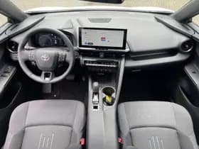 Toyota C-hr thumbnail 12