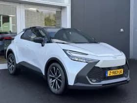 Toyota C-hr thumbnail 3