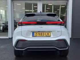 Toyota C-hr thumbnail 39