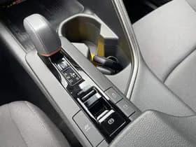 Toyota C-hr thumbnail 62