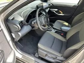 Toyota Yaris-cross thumbnail 35