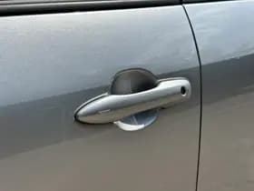 Toyota Yaris-cross thumbnail 8