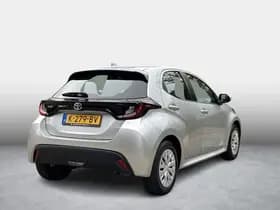 Toyota Yaris thumbnail 21