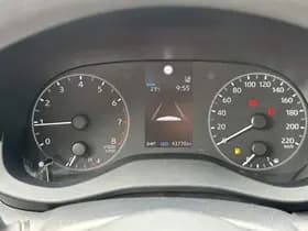 Toyota Yaris thumbnail 27