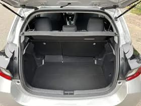 Toyota Yaris thumbnail 36