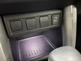 Toyota Corolla-cross thumbnail 20