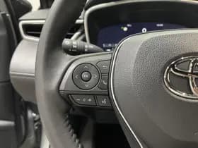 Toyota Corolla-cross thumbnail 22