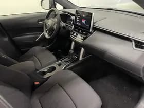 Toyota Corolla-cross thumbnail 38