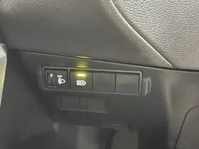 Toyota Corolla-cross thumbnail 52