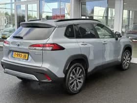 Toyota Corolla-cross thumbnail 7